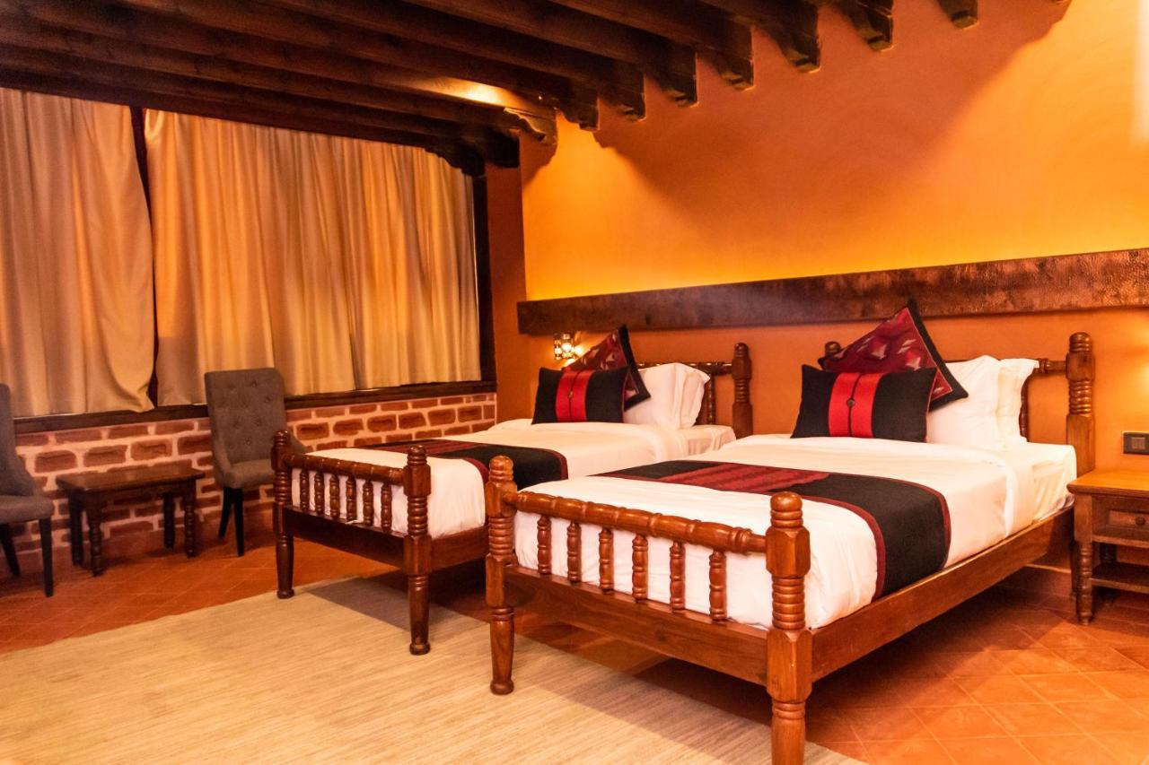 Basera Boutique Hotel Kathmandu Buitenkant foto Deluxe Room